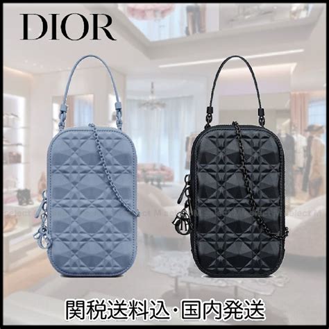 dior フォンフォルダー|Diorのフォンホルダーには何が入るの？便利な収納力をチェック .